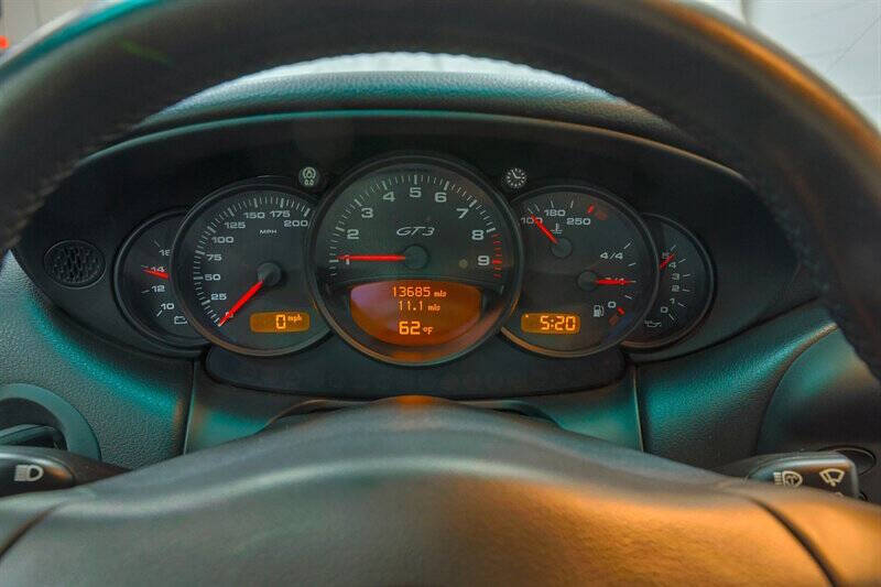 2004 Porsche 911 GT3