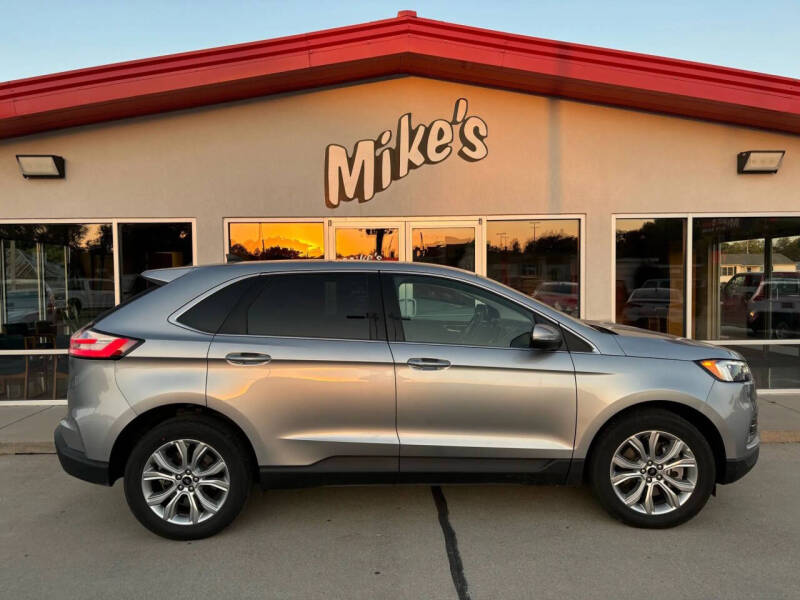 2024 Ford Edge Titanium