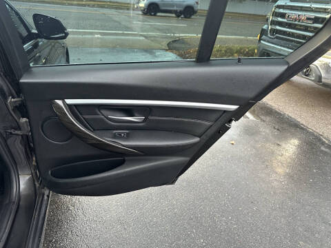 2017 BMW 3 Series 330i xDrive