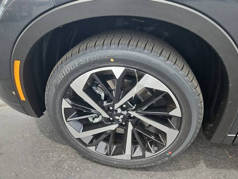 2025 Mitsubishi Outlander PHEV SEL