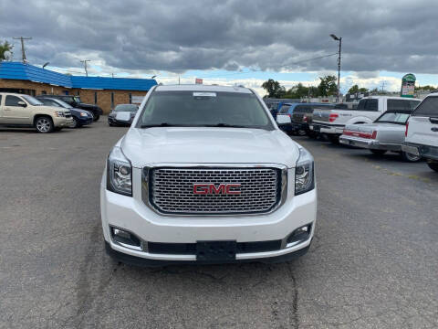 2016 GMC Yukon XL for sale at PLATINUM AUTO SALES in Dearborn MI