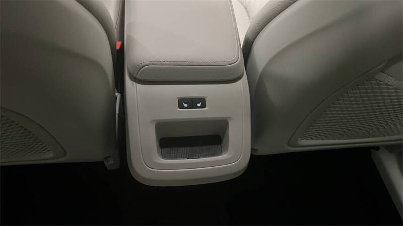 2023 Volvo XC60 B5 Core