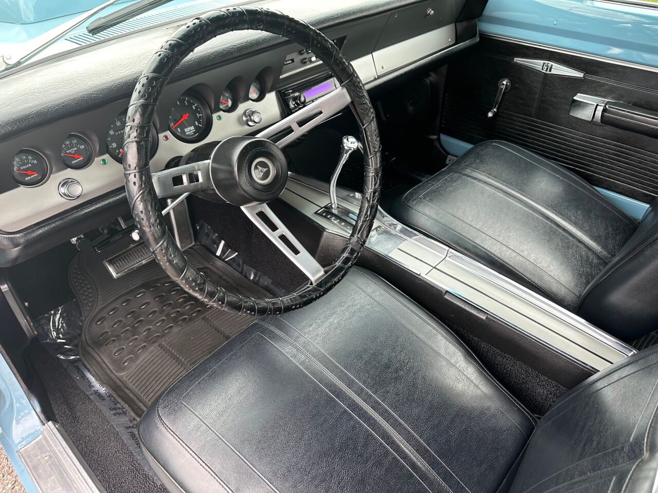 1968 Dodge Dart 24