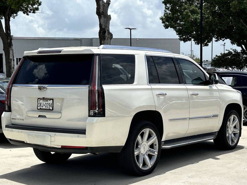 2015 Cadillac Escalade Luxury