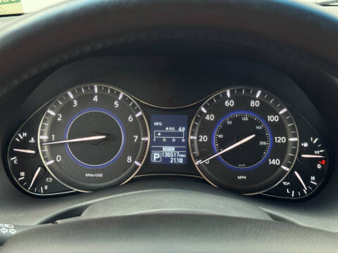 2014 Infiniti QX80