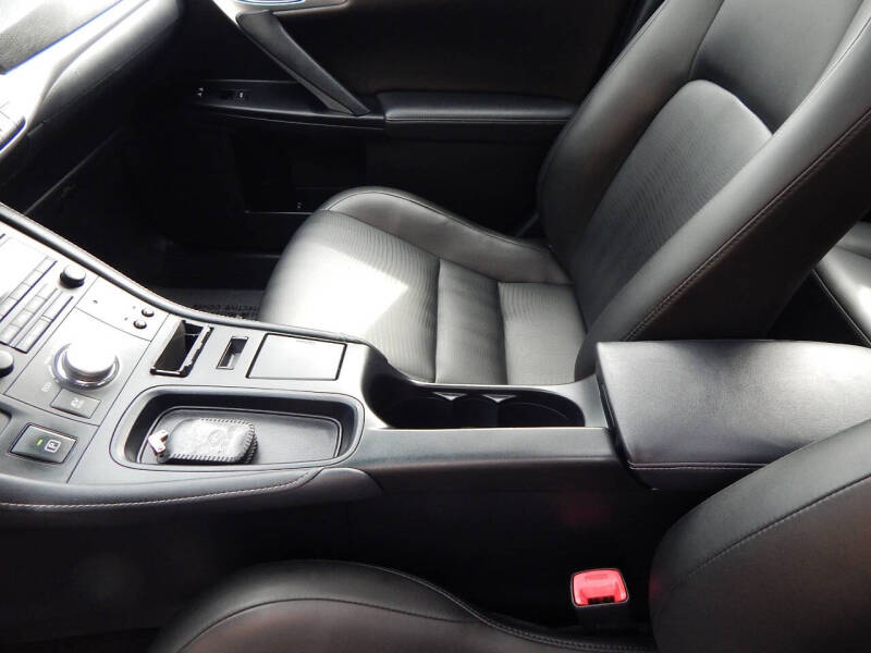 2012 Lexus CT 200h Premium