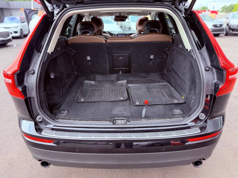 2019 Volvo XC60 T5 Momentum