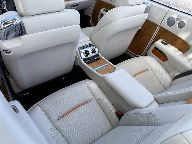 2019 Rolls-Royce Dawn 27