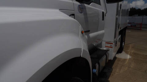 2023 Ford F-650 Super Duty