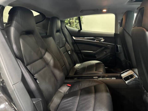 2011 Porsche Panamera