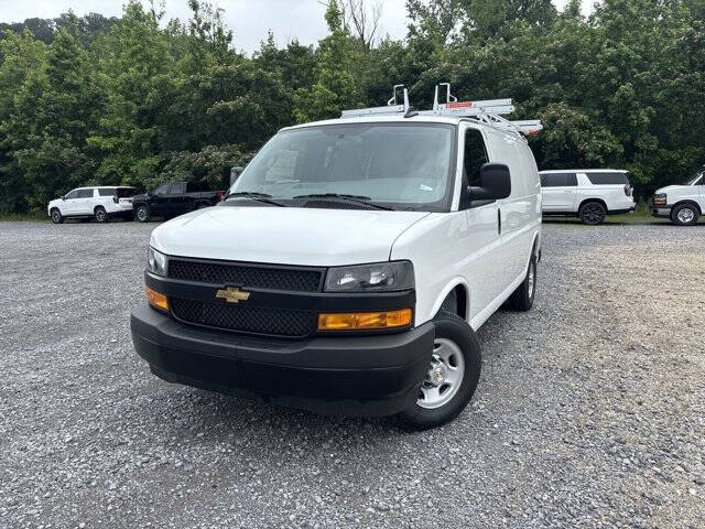 2025 Chevrolet Express 2500