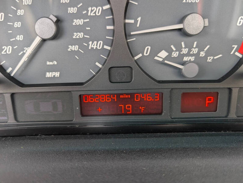 2002 BMW 3 Series 325Ci