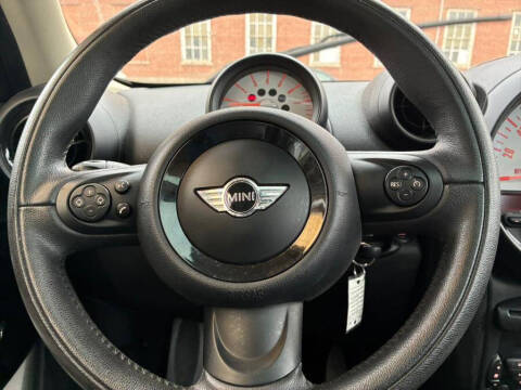 2013 MINI Paceman Cooper