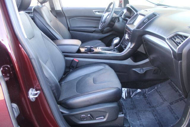 2018 Ford Edge Titanium