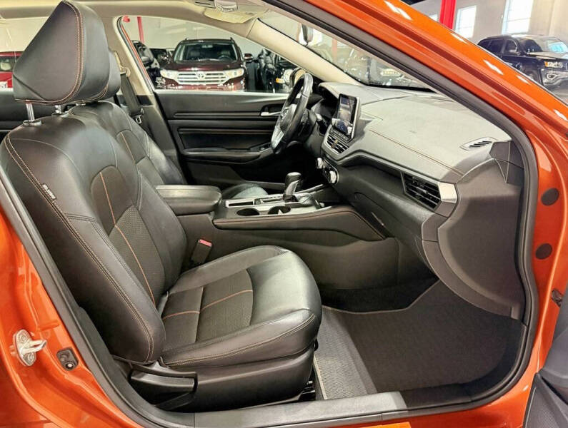 2020 Nissan Altima 2.5 SR