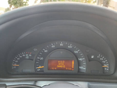 2001 Mercedes-Benz C-Class C 320