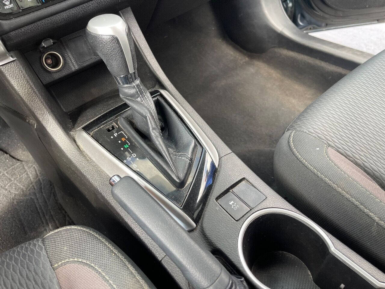 2019 Toyota Corolla  - $16,900