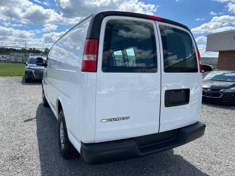 2017 Chevrolet Express 2500