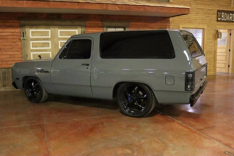 1988 Dodge Ramcharger 100