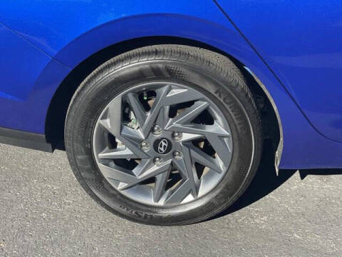 2024 Hyundai Elantra Hybrid Blue