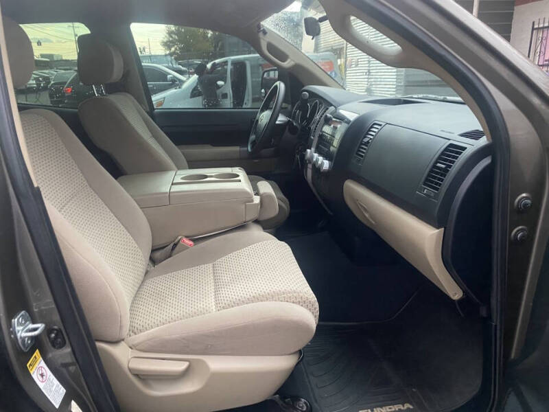 2012 Toyota Tundra Grade