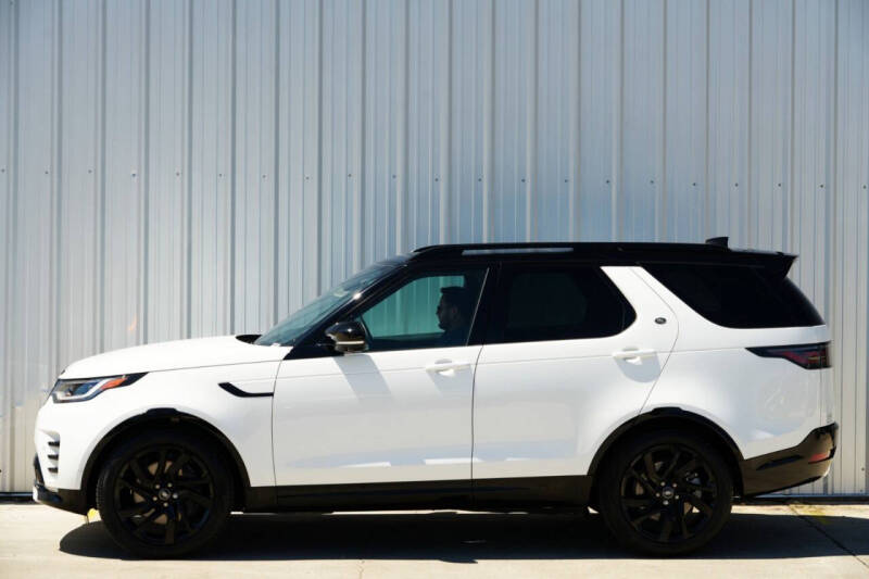 2023 Land Rover Discovery P360 S R-Dynamic