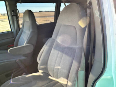 2000 Chevrolet Astro