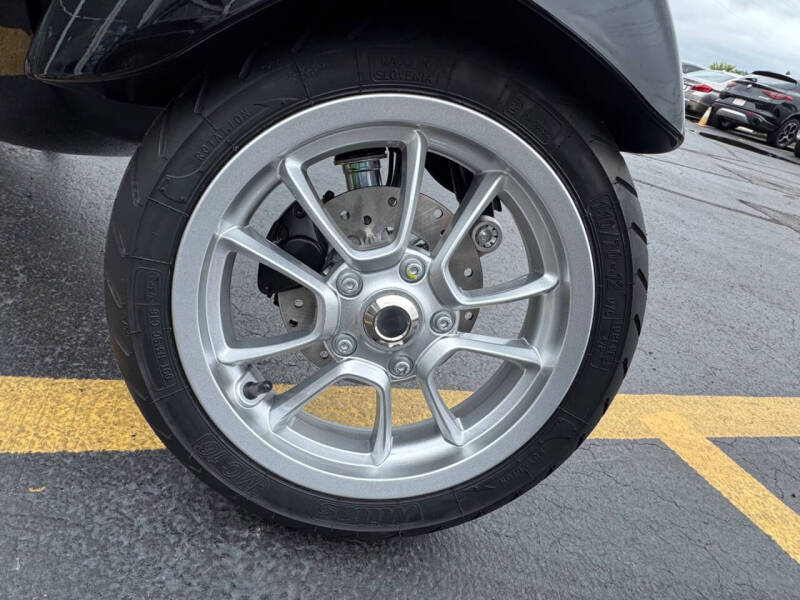 2023 Vespa Primavera 50