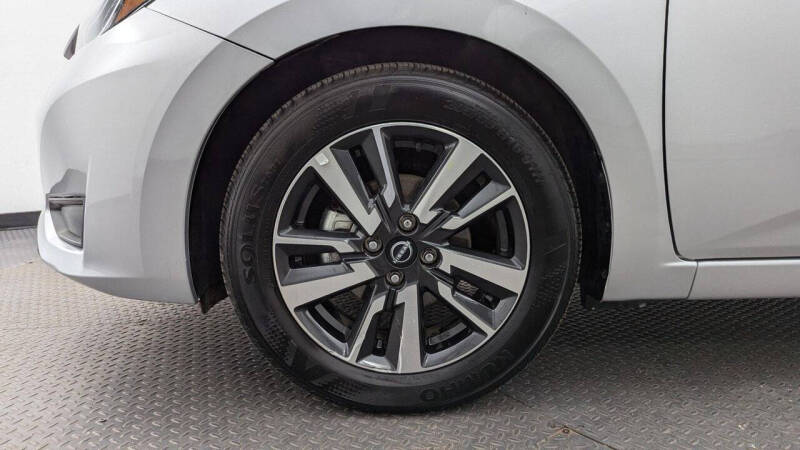 2025 Nissan Versa SV