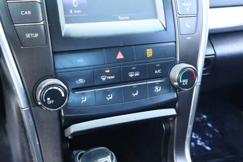 2016 Toyota Camry SE