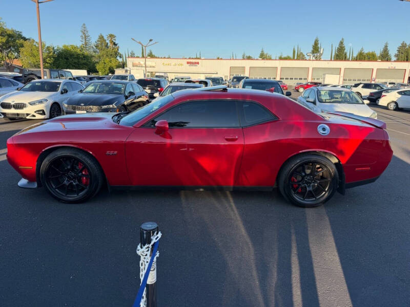 2015 Dodge Challenger SRT 392