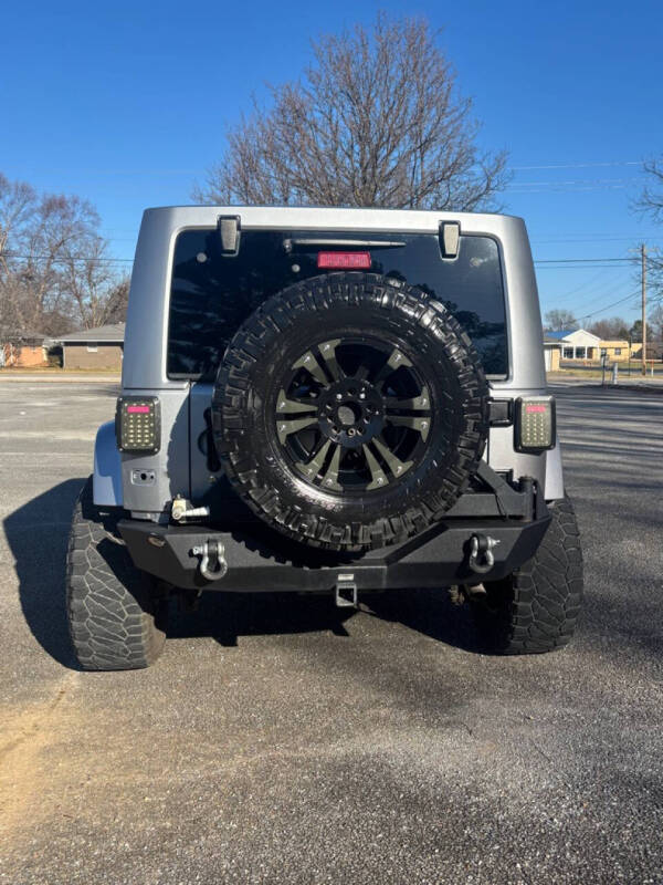 2013 Jeep Wrangler Unlimited Sahara