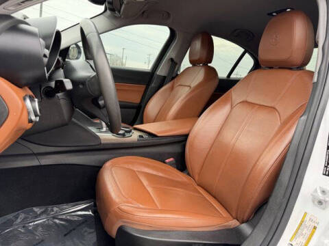 2017 Alfa Romeo Giulia Ti