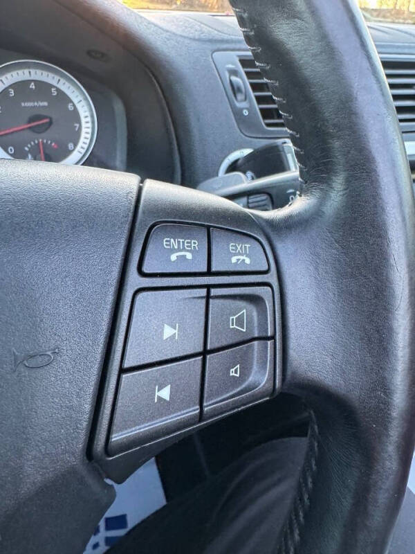 2013 Volvo C70 T5