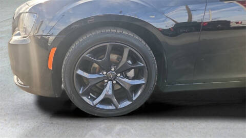 2022 Chrysler 300 Touring