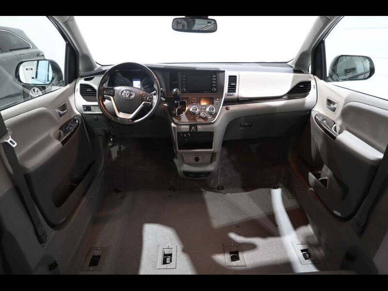 2019 Toyota Sienna