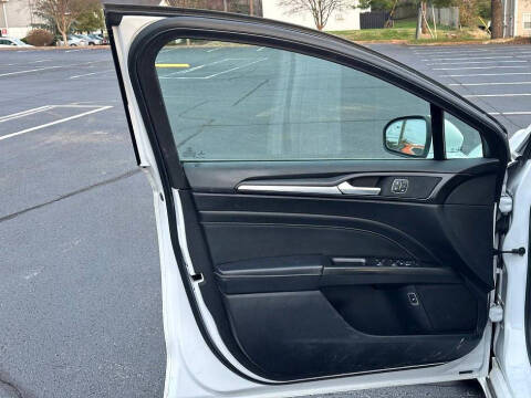 2019 Ford Fusion Hybrid Titanium