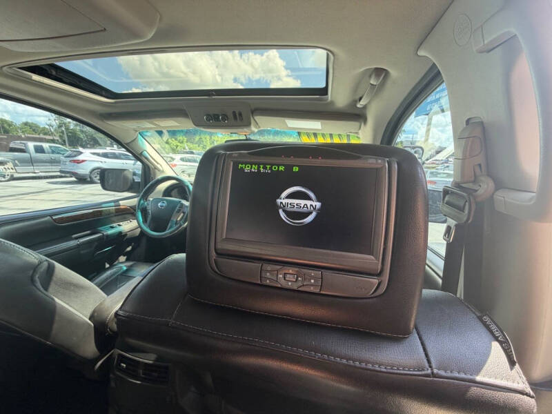 2013 Nissan Armada Platinum