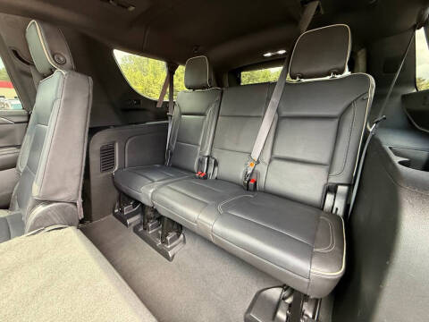2023 GMC Yukon XL SLT