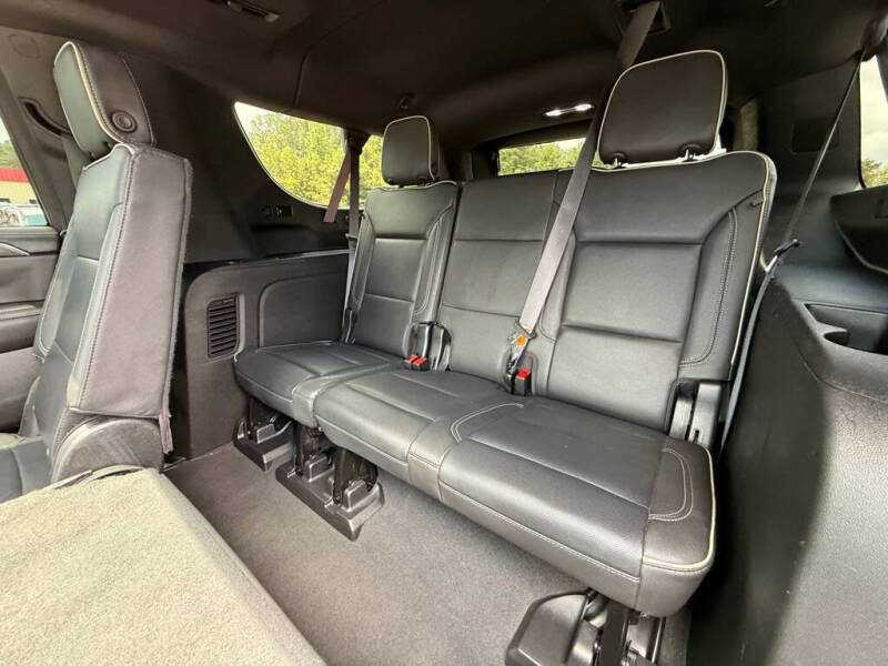 2023 GMC Yukon XL SLT