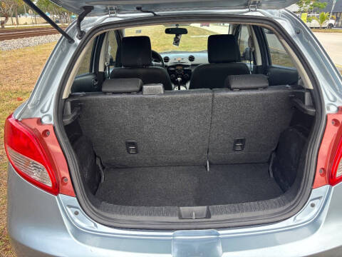 2013 Mazda MAZDA2 Sport