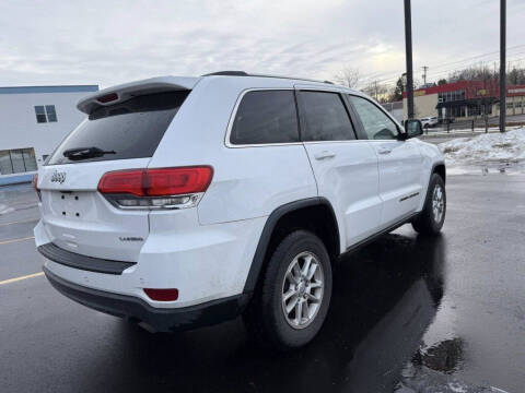 2019 Jeep Grand Cherokee Laredo