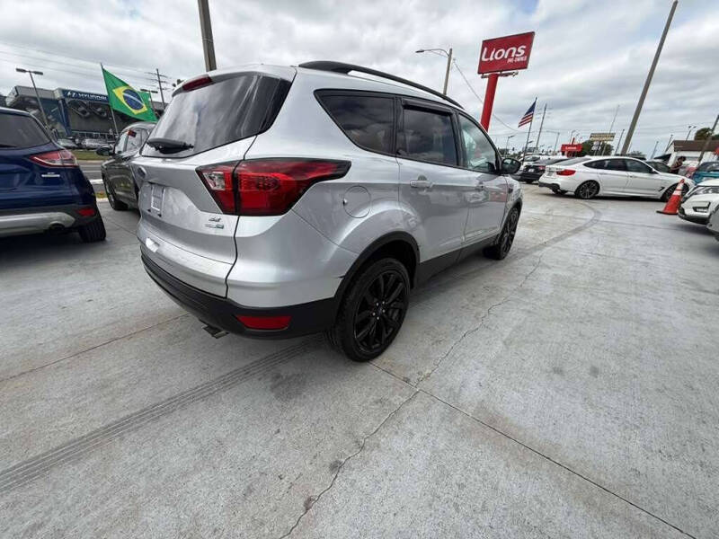 2019 Ford Escape SE