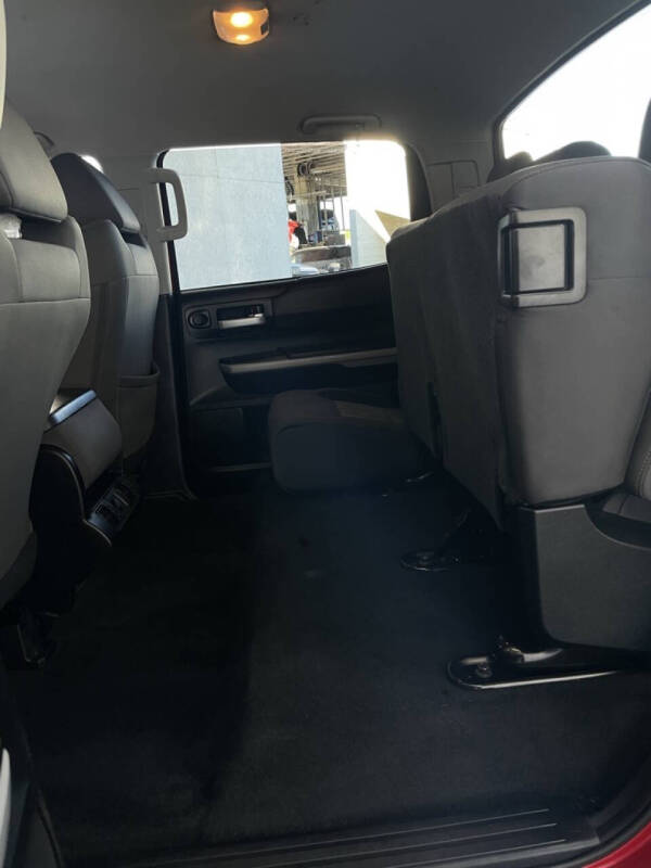 2019 Toyota Tundra SR5