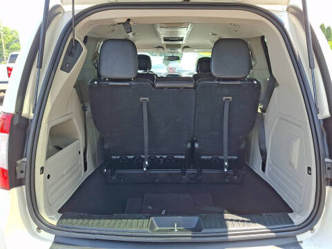 2012 Chrysler Town and Country Touring