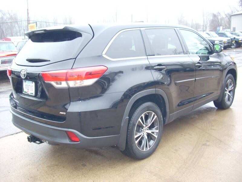 2019 Toyota Highlander LE