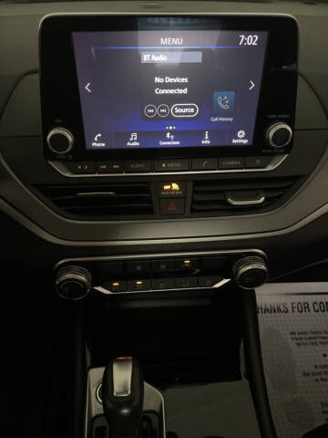 2023 Nissan Altima 2.5 SR