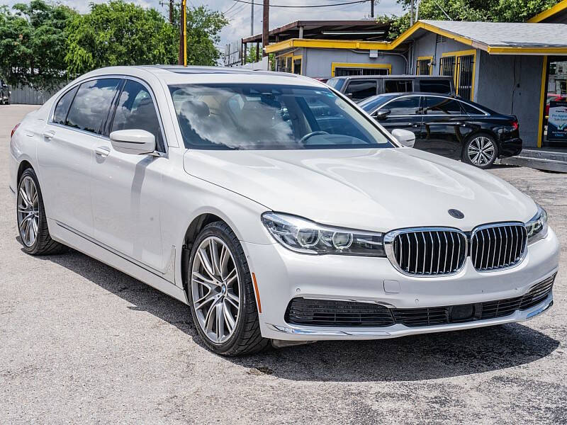 2019 BMW 7 Series 740i