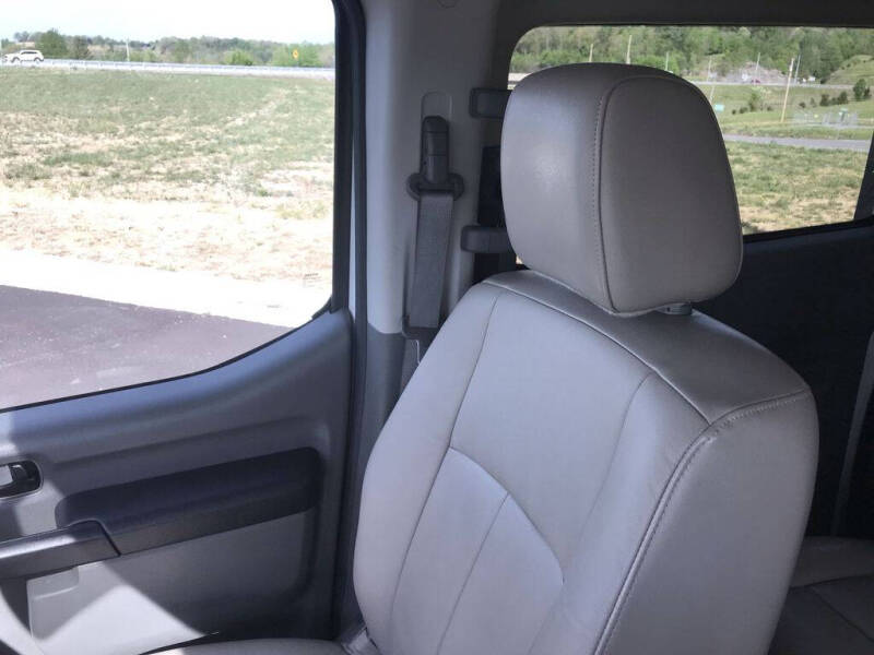 2016 Nissan NV 3500 HD SL