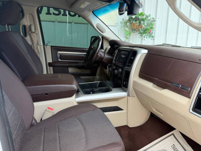 2018 RAM 1500 SLT